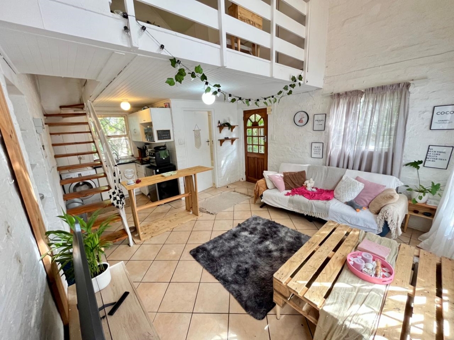 To Let 1 Bedroom Property for Rent in Vincent Eastern Cape